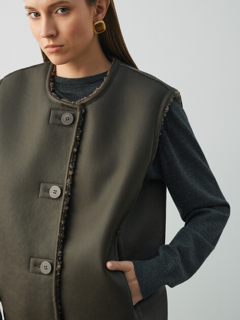 Женский двусторонний жилет MAISON DAVID, Артикул MARION_SDF_DR, коричневый | 4936572. Ракурс 3