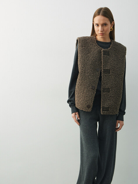 Женский двусторонний жилет MAISON DAVID, Артикул MARION_SDF_DR, коричневый | 4936572. Ракурс 6