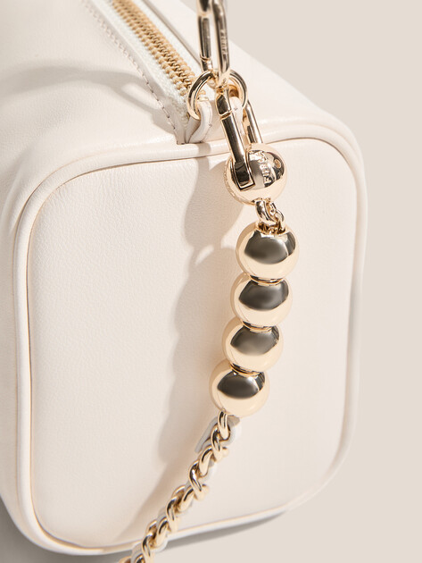 Женская сумка  FURLA, Артикул FURLA TALIA MINI CROSSBODY, белый | 4937106. Ракурс 2