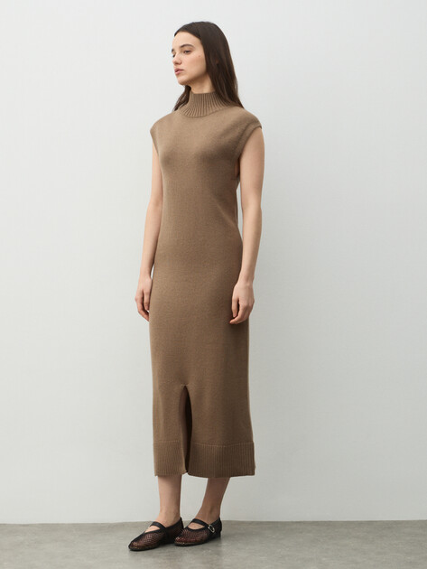 Женское платье MAISON DAVID, Артикул MD-KN5318, светло-коричневый | 4939492. Ракурс 2