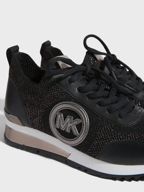 Женские кроссовки-носки MICHAEL KORS Jenkins Metallic Stretch Knit Trainer, Артикул 49H3JNFS3D, черный | 4940288. Ракурс 3 Женские кроссовки-носки MICHAEL KORS Jenkins Metallic Stretch Knit Trainer, Артикул 49H3JNFS3D, черный | 4940288. Ракурс 3