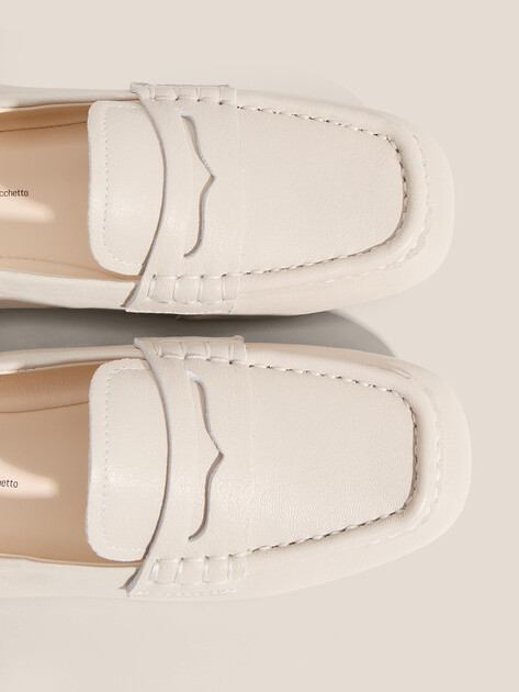 Женские лоферы MAISON DAVID, Артикул TM3625F-1, молочно-бежевый | 4949610. Ракурс 3