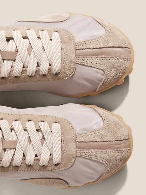 Женские Кроссовки Bronx 66669-CN бежевато-серый