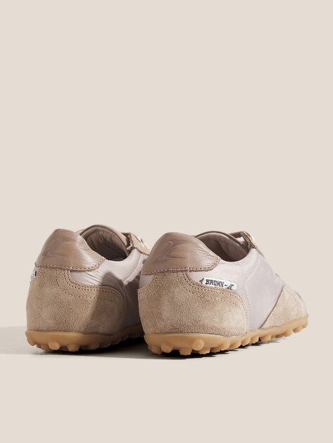 Женские Кроссовки Bronx 66669-CN бежевато-серый