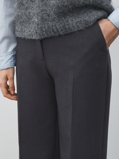 Женские широкие брюки  GUESS JOANDRA PERFECT PANT, Артикул W5BB08W2402, темно-серый | 4955730. Ракурс 3