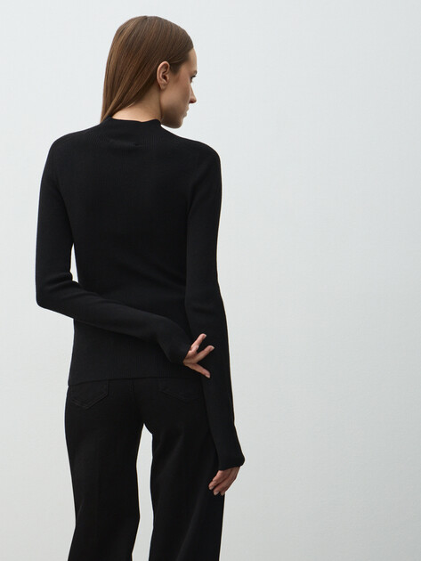 Женский джемпер GUESS LS MOCK NECK JULIA SEAMLESS SW, Артикул W5BR15Z3OW2, черный | 4957324. Ракурс 4