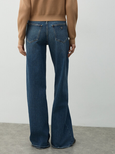 Женские широкие джинсы  GUESS BELLFLOWER, Артикул W5YA82D4K30, синий | 4958380. Ракурс 4