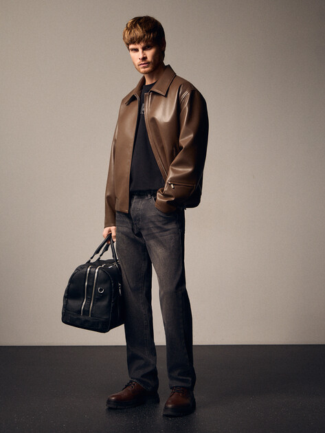 Мужская футболка GUESS GOHAN CN T-SHIRT, Артикул Z5BI03K1871, черный | 4960840. Ракурс 2