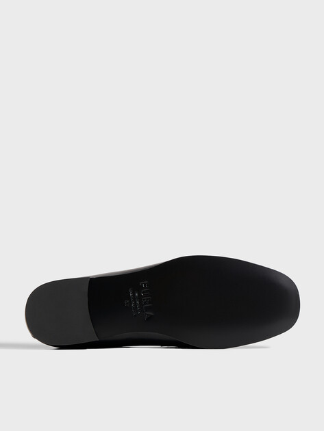 Женские лоферы FURLA FURLA HERITAGE LOAFER, Артикул YK75FHE, черный | 4967845. Ракурс 6