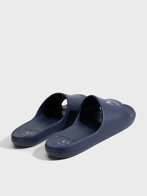 Мужские сланцы ARMANI EXCHANGE SANDAL SATINATED, Артикул XM002744, темно-синий | 4971856. Ракурс 5