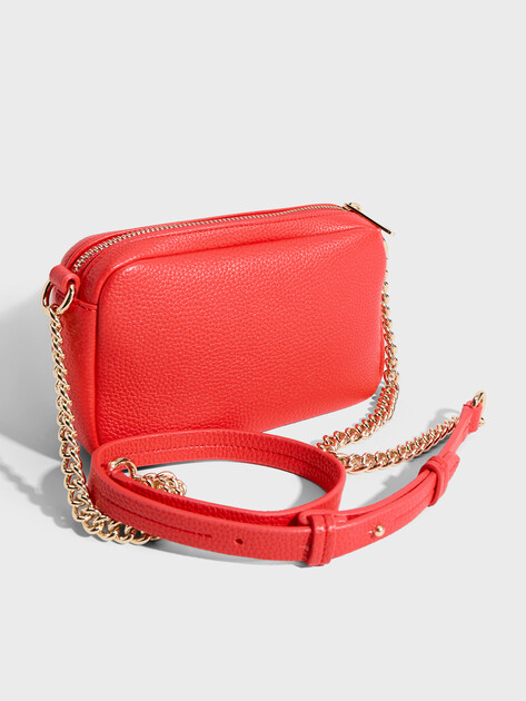 Женская сумка через плечо кросс-боди ARMANI EXCHANGE SUSY SOFT CAMERA CASE, Артикул XW000324, ярко-розовый | 4979630. Ракурс 3