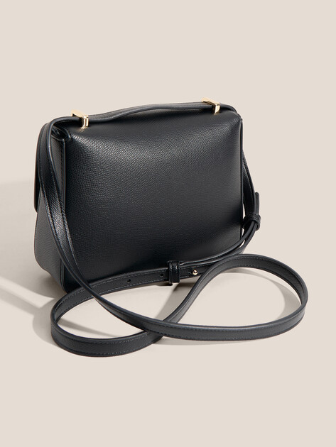 Женская сумка через плечо кросс-боди ARMANI EXCHANGE AMY PALMELLATO CROSSBODY M, Артикул XW002169, черный | 4979762. Ракурс 3