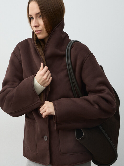 Женская дубленка MAISON DAVID, Артикул ZAZA_SDF_WS, шоколадный | 4985111. Ракурс 5 Женская дубленка MAISON DAVID, Артикул ZAZA_SDF_WS, шоколадный | 4985111. Ракурс 5