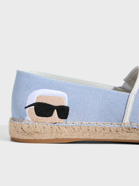 Женские эспадрильи KARL LAGERFELD KAMINI Embro NFT Slip On, Артикул KL80111G, светло-голубой | 4989291. Ракурс 3