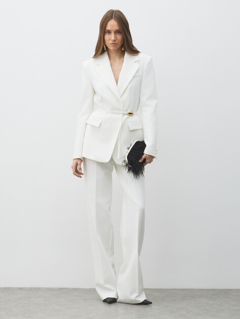 Женские прямые брюки  MARCIANO BY GUESS DALIA STRAIGHT PANT, Артикул 5BGB017046A, молочно-белый | 4990977. Ракурс 3