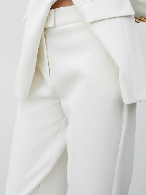 Женские прямые брюки  MARCIANO BY GUESS DALIA STRAIGHT PANT, Артикул 5BGB017046A, молочно-белый | 4990977. Ракурс 4