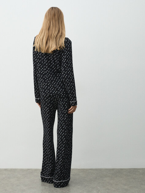 Женская пижама GUESS SASHA PJ SET, Артикул O5RX08KCIN2, черный | 4992941. Ракурс 4