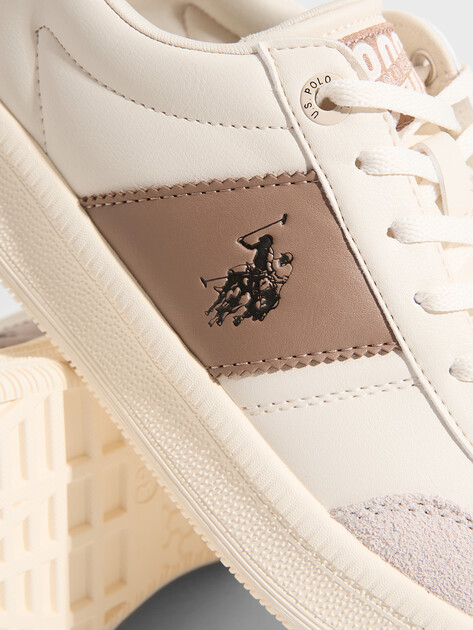 Женские кеды U.S.POLO ASSN. SAMIRA, Артикул 102693531, молочно-белый | 4993643. Ракурс 3 Женские кеды U.S.POLO ASSN. SAMIRA, Артикул 102693531, молочно-белый | 4993643. Ракурс 3