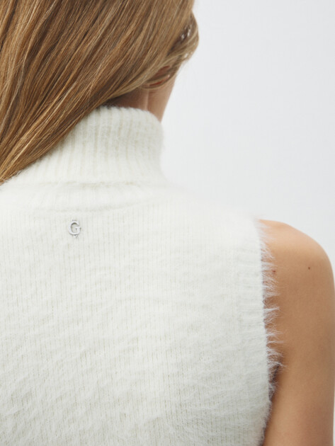 Женский топ GUESS SL TN MEI SWTR, Артикул W5BR57Z3BH0, белый | 4994209. Ракурс 3