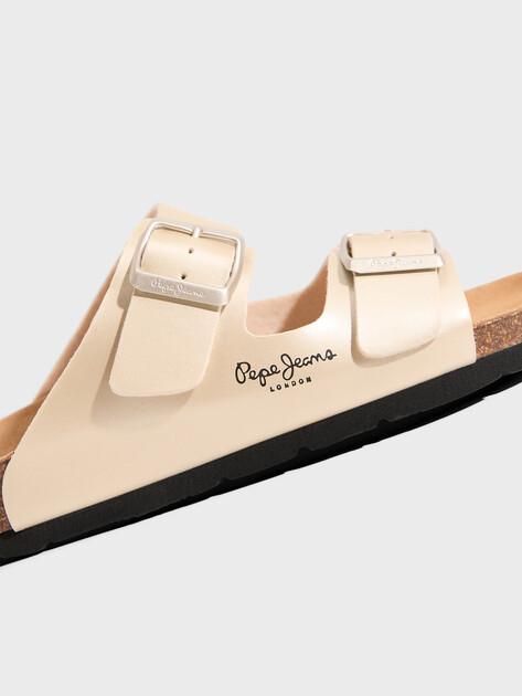 Женские шлепанцы PEPE JEANS OBAN CLASSIC W, Артикул PLS90621, золотой | 4995998. Ракурс 3
