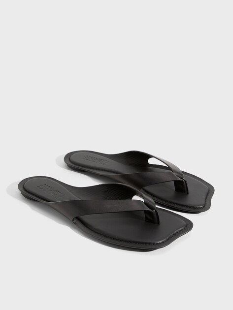 Женские вьетнамки MM6 MAISON MARGIELA, Артикул S66WP0119, черный | 5008809. Ракурс 2