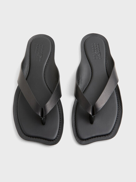 Женские вьетнамки MM6 MAISON MARGIELA, Артикул S66WP0119, черный | 5008809. Ракурс 4