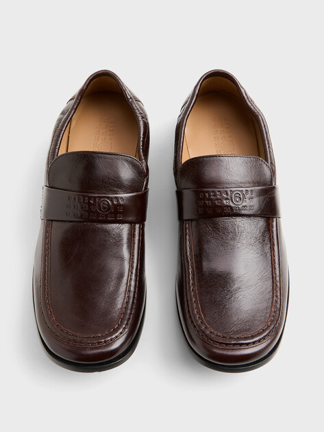 Женские лоферы MM6 MAISON MARGIELA, Артикул S66WR0034, темно-коричневый | 5008840. Ракурс 3