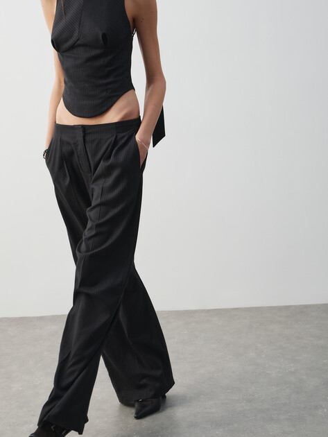 Женские брюки LUMIQUE, Артикул LUM W25-003, черный | 5010278. Ракурс 5 Женские брюки LUMIQUE, Артикул LUM W25-003, черный | 5010278. Ракурс 5
