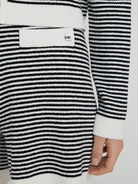 Женские шорты KARL LAGERFELD ikon striped knit shorts, Артикул B2W10102, черный | 5010908. Ракурс 3