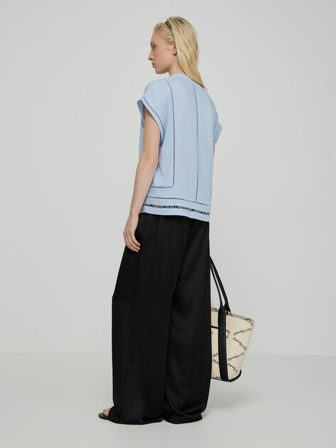 Женская блузка KARL LAGERFELD embroidery detail blouse, Артикул B2W11004, светло-голубой | 5010937. Ракурс 3