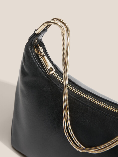 Женская сумка  FURLA, Артикул FURLA HOLLY MINI SHOULDER BAG, черный | 5011448. Ракурс 2