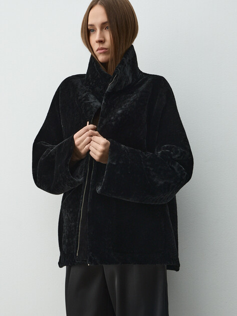 Женская шуба  MAISON DAVID, Артикул ODRI_ASTR, черный | 5013305. Ракурс 5