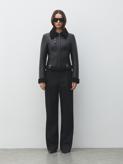 Женская дубленка  LUMIQUE, Артикул LUM W25-009F_WL, черный | 5033228. Ракурс 2