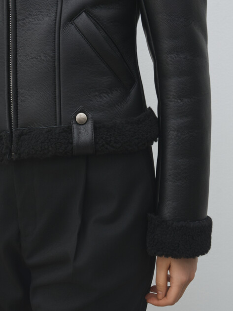 Женская дубленка  LUMIQUE, Артикул LUM W25-009F_WL, черный | 5033228. Ракурс 3