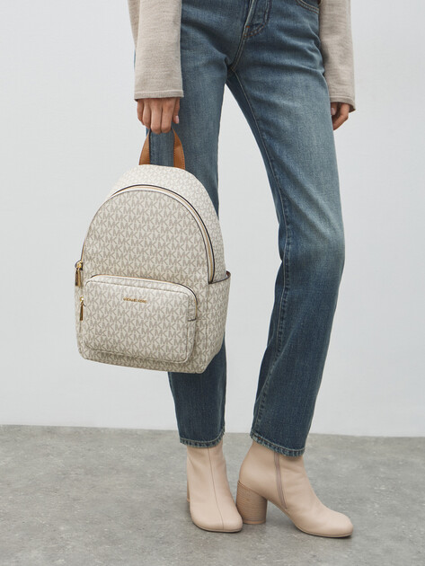 Женский рюкзак MICHAEL KORS MD BACKPACK, Артикул 30T5GTNB2B(K), молочно-бежевый | 5033805. Ракурс 5 Женский рюкзак MICHAEL KORS MD BACKPACK, Артикул 30T5GTNB2B(K), молочно-бежевый | 5033805. Ракурс 5