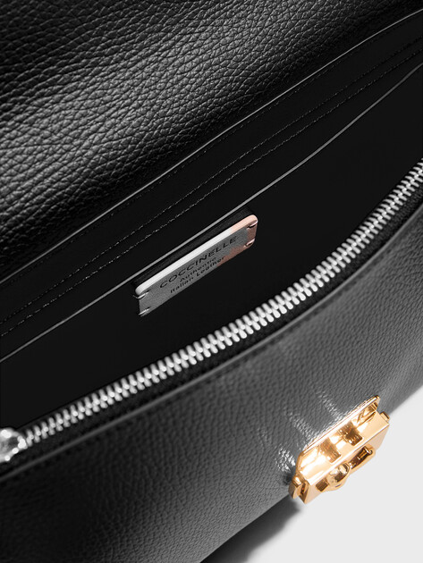 Женская сумка  COCCINELLE HANDBAG GRAINED LEATHER, Артикул E1 U4K 12 01 01, черный | 5034561. Ракурс 4