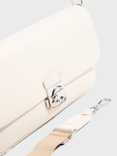 Женская сумка  COCCINELLE HANDBAG GRAINED LEATHER, Артикул E1 U4K 12 01 02, молочно-белый | 5034566. Ракурс 2