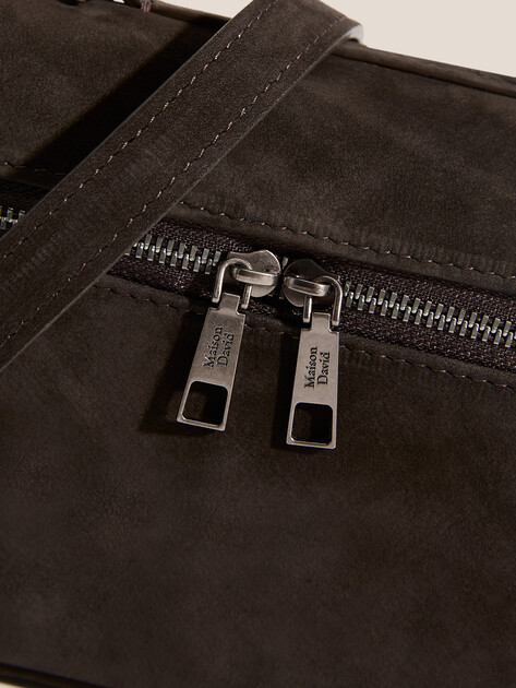 Женская сумка  MAISON DAVID, Артикул LETIZIA MINI, шоколадный | 5039992. Ракурс 2