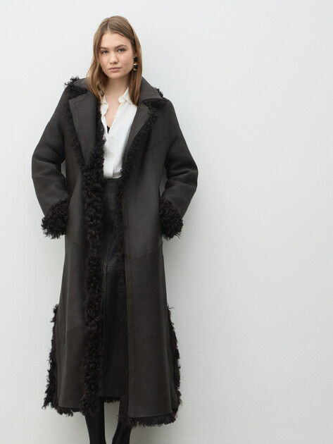 Женская двусторонняя шуба MAISON DAVID, Артикул TINA_TGR, шоколадный | 5042376. Ракурс 6 Женская двусторонняя шуба MAISON DAVID, Артикул TINA_TGR, шоколадный | 5042376. Ракурс 6