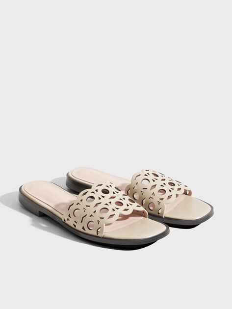 Женские шлепанцы COCCINELLE SLIDE SMOOTH LEATHER, Артикул E4 U94 17 02 01, пыльно-бежевый | 5048615. Ракурс 2