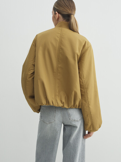 Женский бомбер MARC O'POLO, Артикул 5000007726, светлый хаки | 5051270. Ракурс 4 Женский бомбер MARC O'POLO, Артикул 5000007726, светлый хаки | 5051270. Ракурс 4
