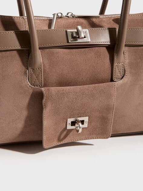 Женская сумка MAISON DAVID, Артикул GL-BAG-252, приглушенно-коричневый | 5054030. Ракурс 2 Женская сумка MAISON DAVID, Артикул GL-BAG-252, приглушенно-коричневый | 5054030. Ракурс 2