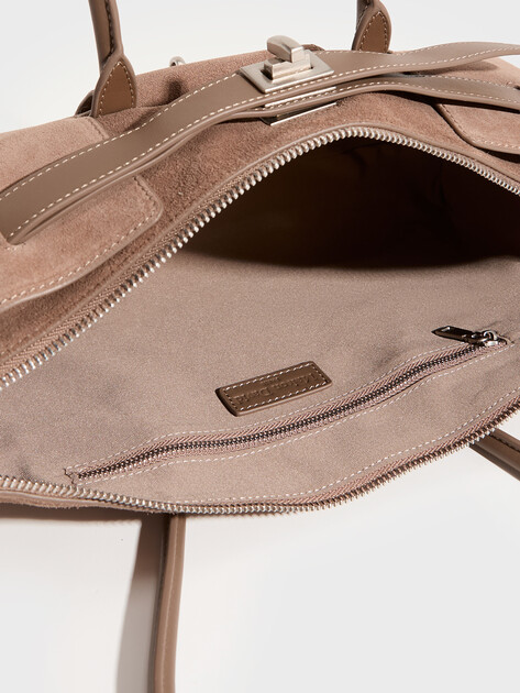 Женская сумка MAISON DAVID, Артикул GL-BAG-252, приглушенно-коричневый | 5054030. Ракурс 4 Женская сумка MAISON DAVID, Артикул GL-BAG-252, приглушенно-коричневый | 5054030. Ракурс 4