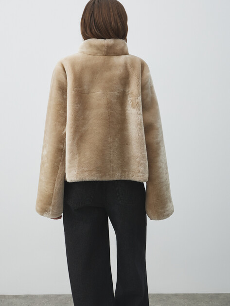 Женская шуба  MAISON DAVID, Артикул CATARINA_STR, серовато-бежевый | 5056458. Ракурс 4