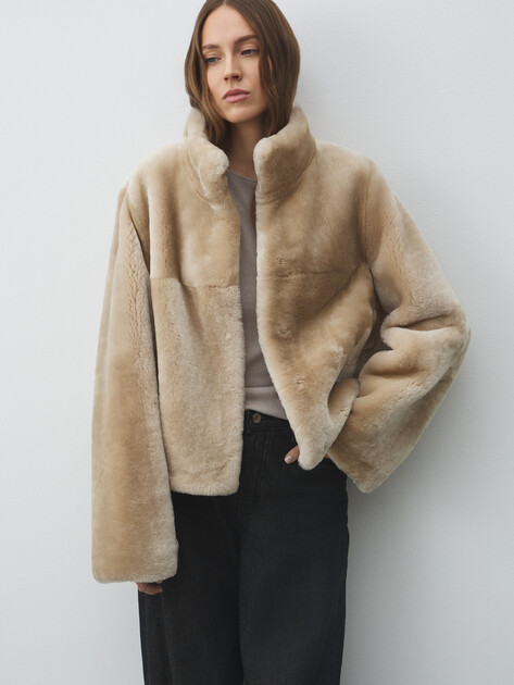 Женская шуба  MAISON DAVID, Артикул CATARINA_STR, серовато-бежевый | 5056458. Ракурс 5