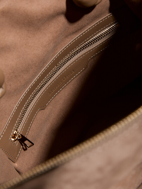 Женский тоут MAISON DAVID, Артикул NELLY, бежевый | 5057988. Ракурс 4