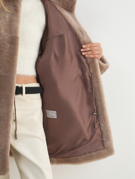 Женская шуба  MAISON DAVID, Артикул FEFE_STR, пыльно-бежевый | 5058843. Ракурс 6