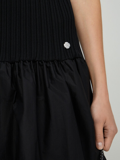 Женское платье KARL LAGERFELD fabric mix balloon dress, Артикул B3W13015, черный | 5059709. Ракурс 5 Женское платье KARL LAGERFELD fabric mix balloon dress, Артикул B3W13015, черный | 5059709. Ракурс 5