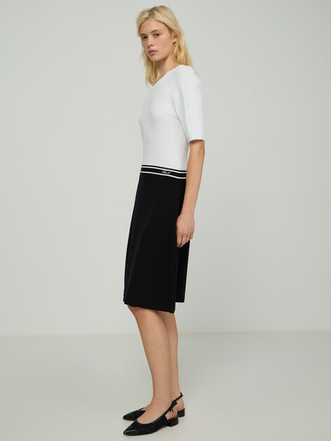 Женское платье KARL LAGERFELD logo knit dress, Артикул B3W13039, белый | 5059956. Ракурс 2 Женское платье KARL LAGERFELD logo knit dress, Артикул B3W13039, белый | 5059956. Ракурс 2
