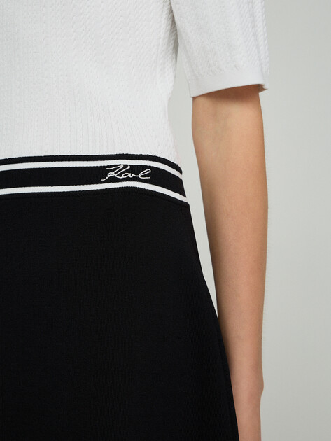 Женское платье KARL LAGERFELD logo knit dress, Артикул B3W13039, белый | 5059956. Ракурс 5 Женское платье KARL LAGERFELD logo knit dress, Артикул B3W13039, белый | 5059956. Ракурс 5